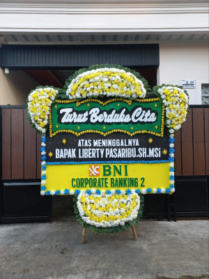 Papan Bunga Duka di Kalibanger