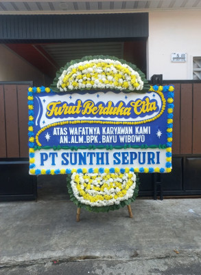 Papan Bunga Duka di Kalibanger